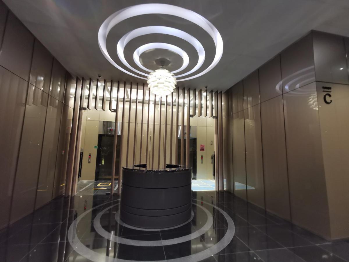 Sky Suites Klcc By Autumn Suites Premium Stay Kuala Lumpur Exteriör bild